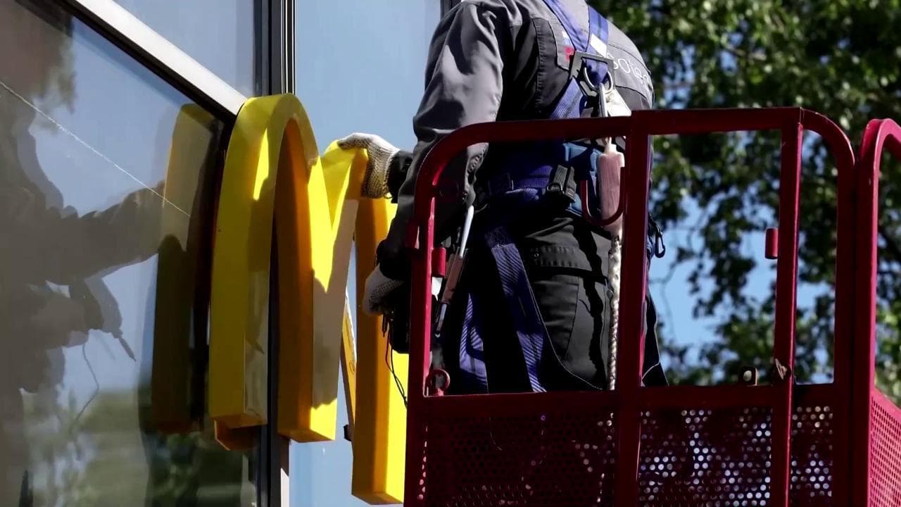 Mosca, arriva il "McDonald's"autarchico: sarà russo e avrà un nuovo nome