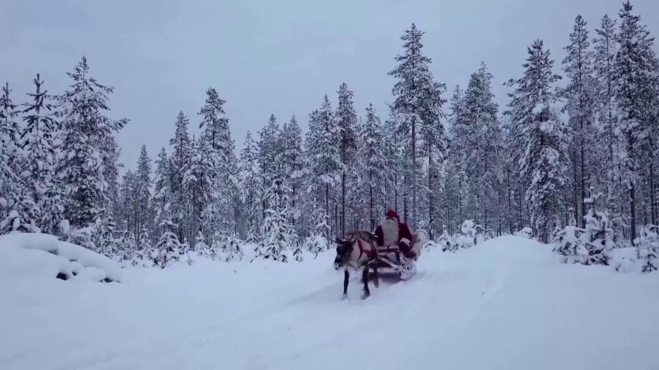 Finlandia, ecco la casa-bunker di Babbo Natale: "Pronti a utilizzarla in caso di attacco aereo"