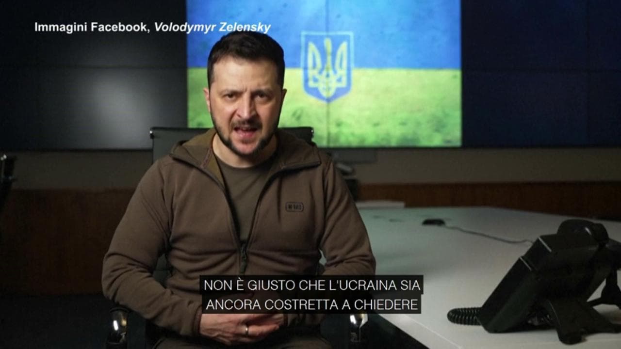 Zelensky: "Se l'Occidente ha le armi di cui abbiamo bisogno, è suo dovere morale aiutarci"