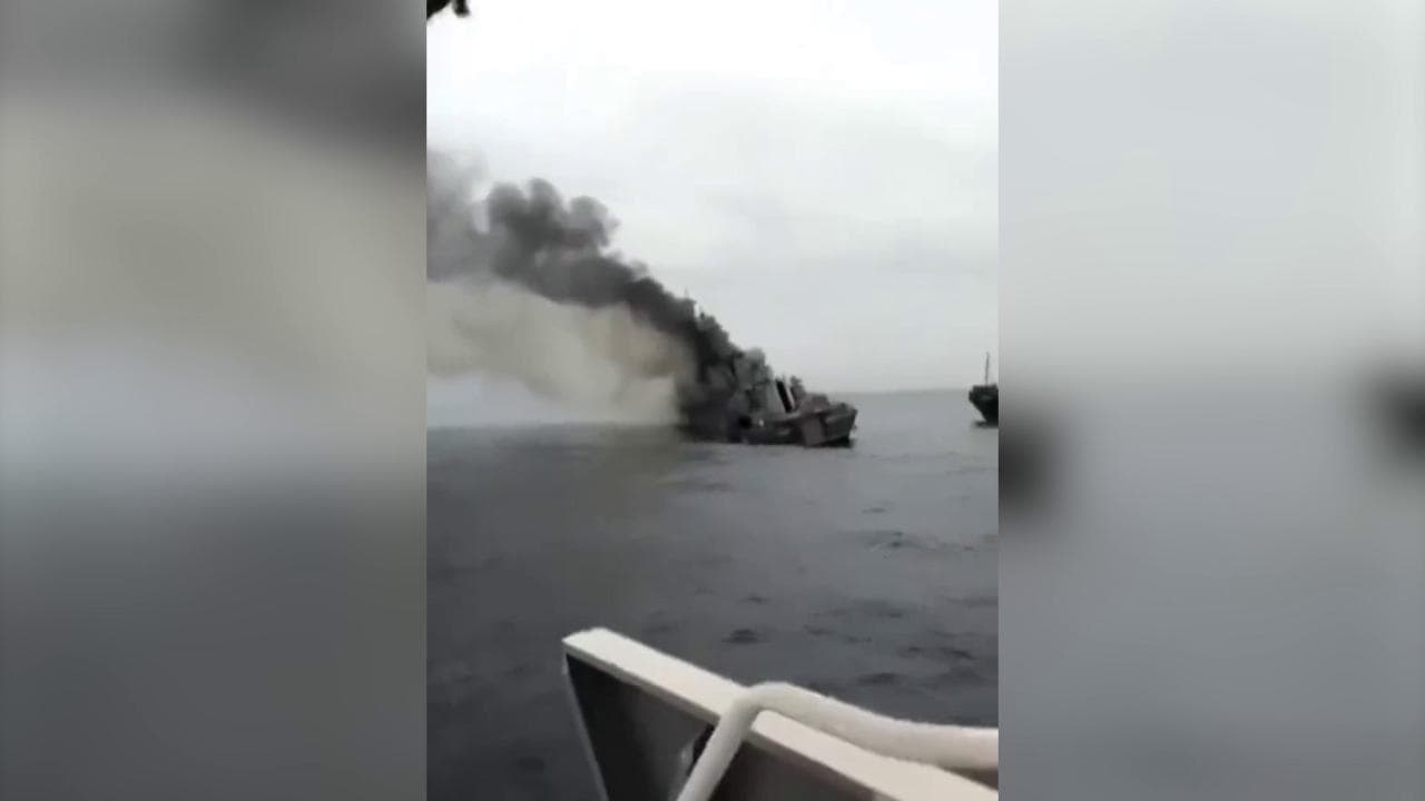 Incrociatore Moskva: il video del rogo dell'ammiraglia russa affondata
