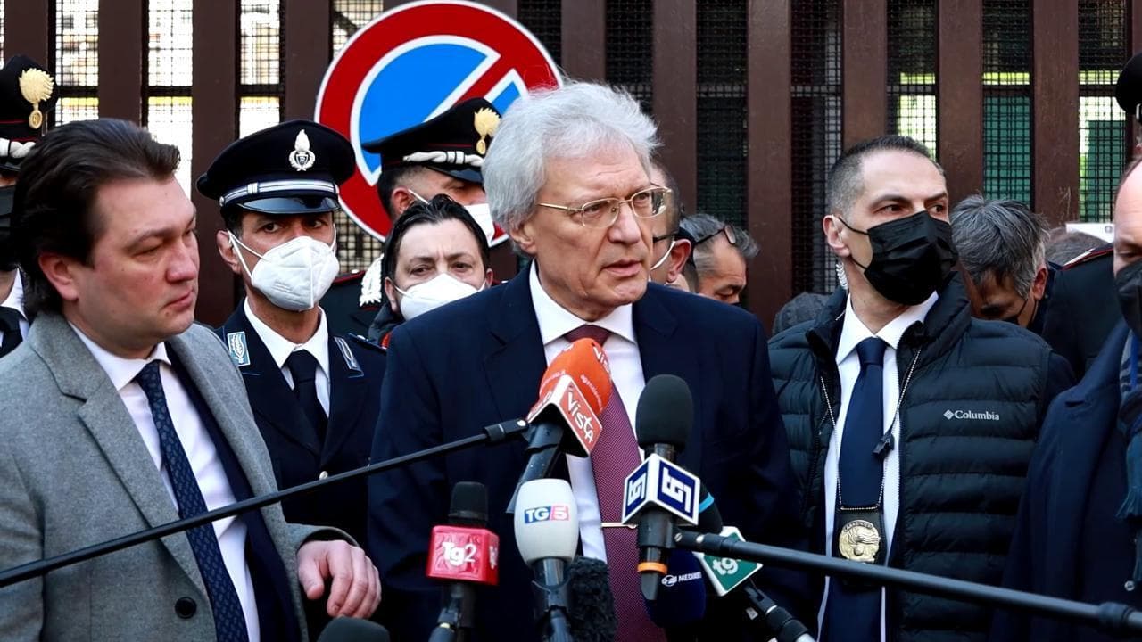 Ucraina, l'ambasciatore russo a Roma: "Prima finisce l'operazione speciale militare, meglio è"