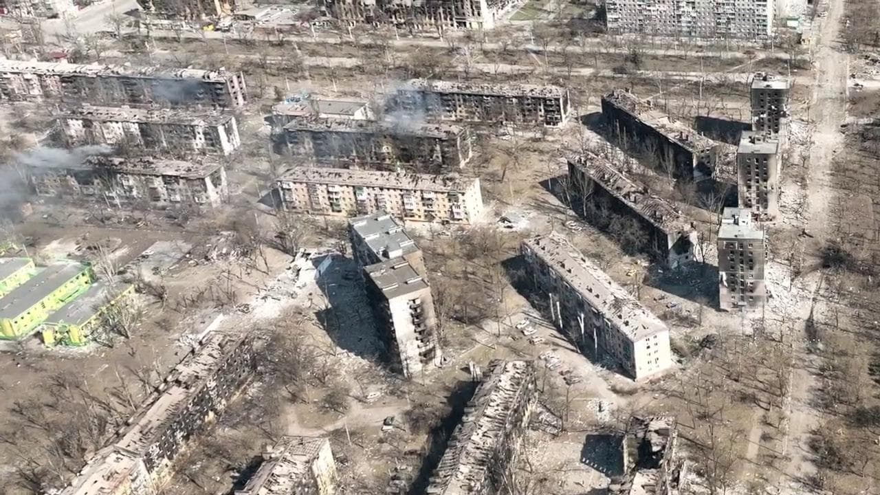 Gli spettri di Mariupol: la città distrutta