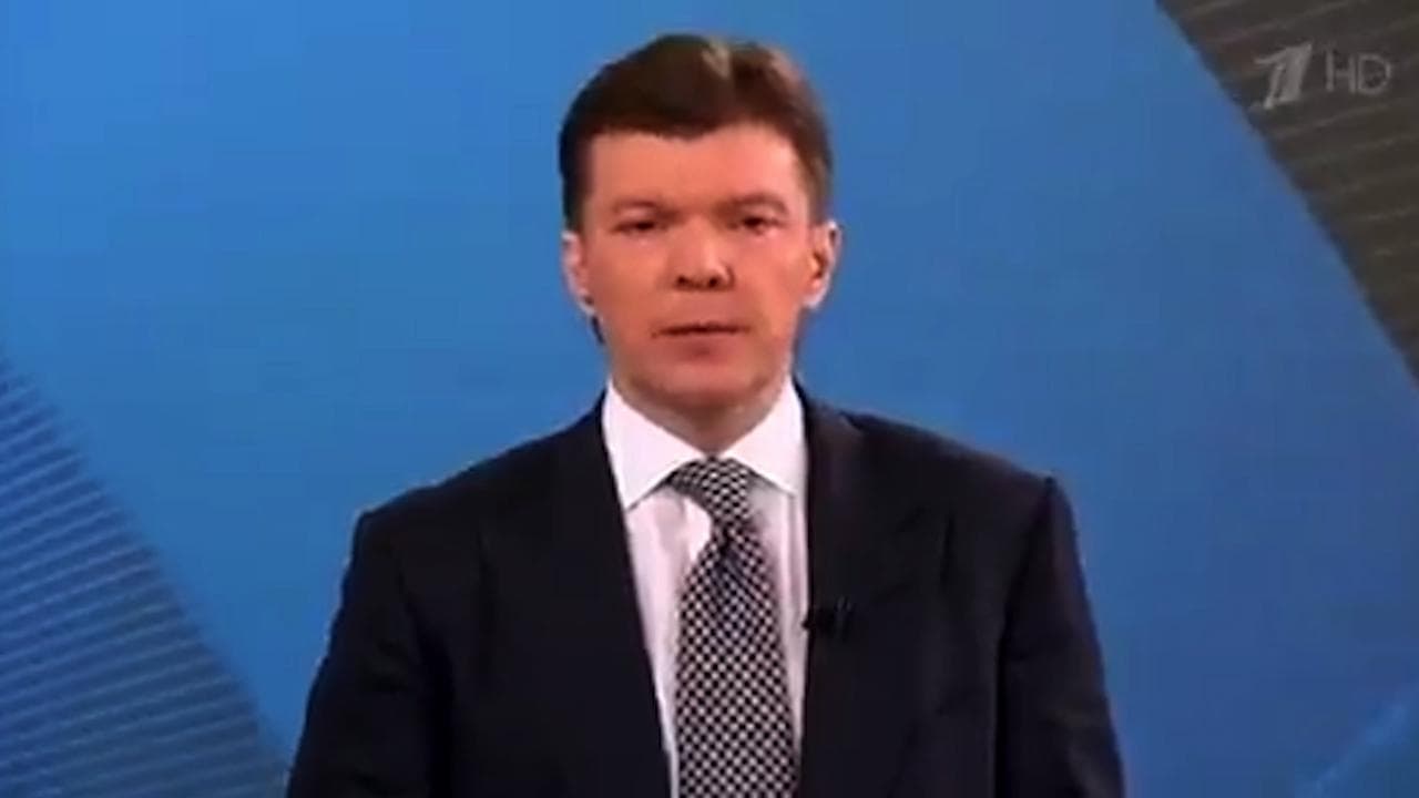 La tv russa Channel One attacca la giornalista che protestò contro la guerra: "È una spia inglese"