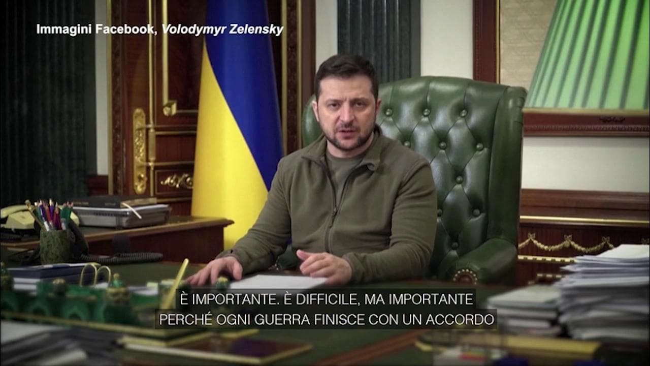 Ucraina, Zelensky: "I negoziati con la Russia ora più realistici"