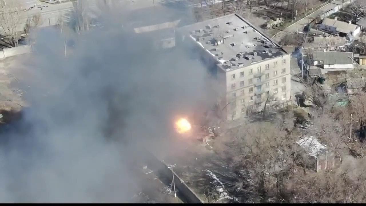 Guerra in Ucraina, i due eserciti si colpiscono tra i palazzi