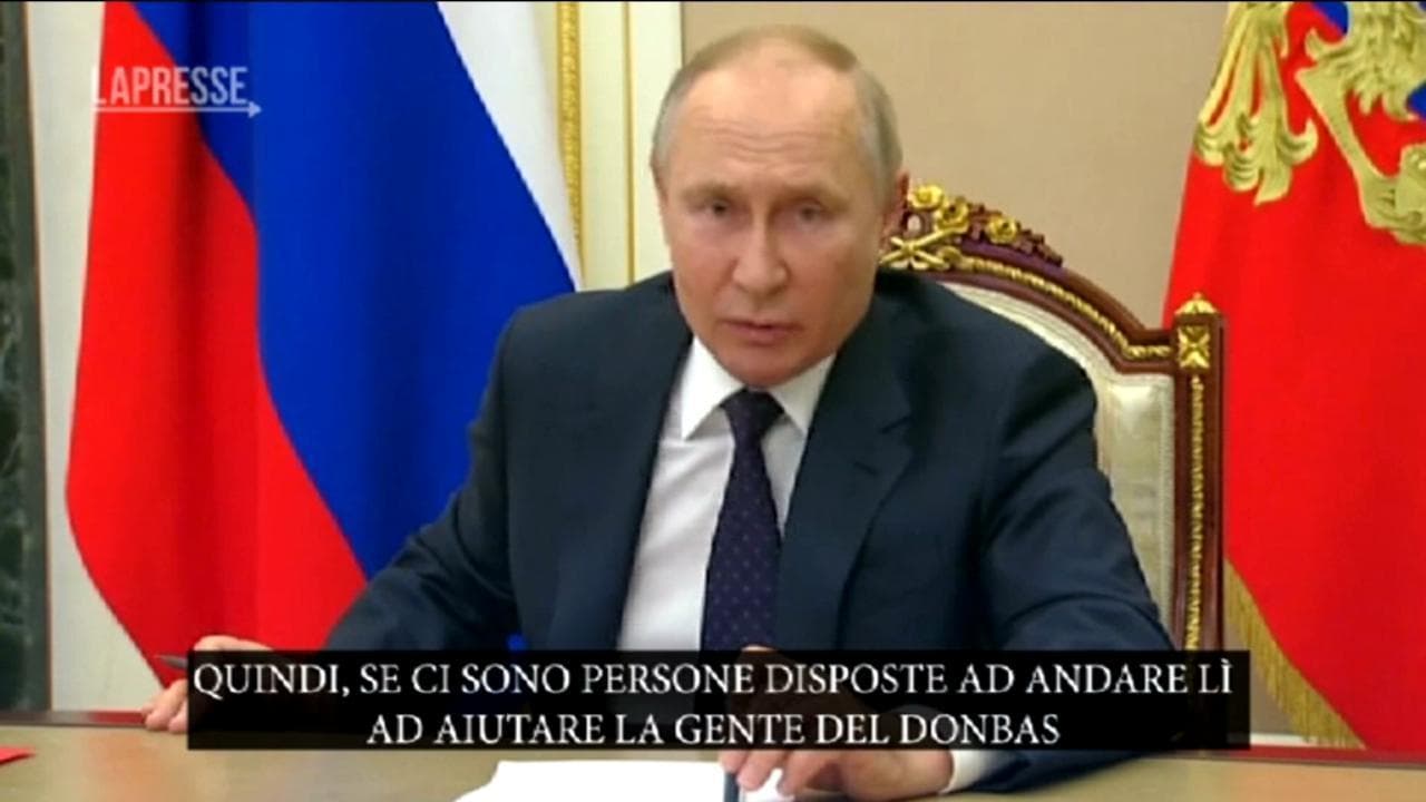 Putin: "Favorevole ad arruolare volontari per il conflitto"