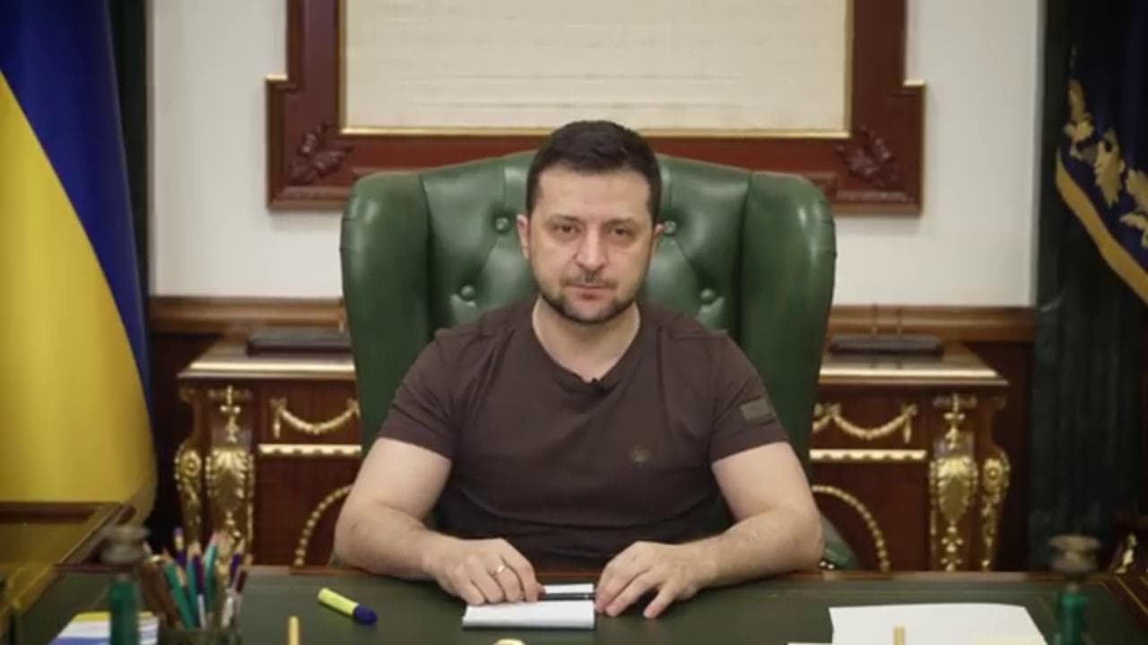 Zelensky accusa la Russia: "Stiamo affrontando uno Stato terrorista"