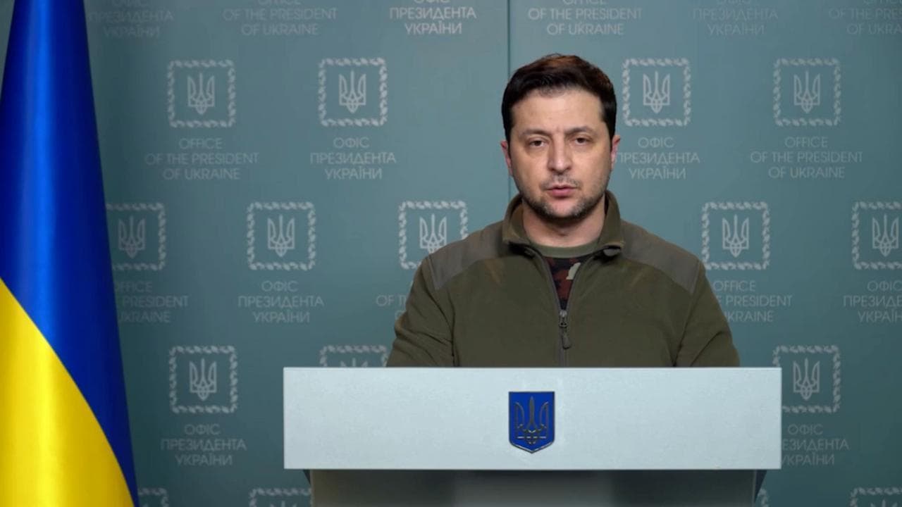Zelensky: "Procedura speciale per l'entrata dell'Ucraina nella Ue, ce lo siamo meritato"