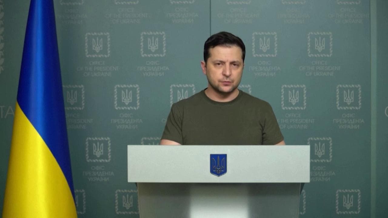 Guerra in Ucraina, il presidente Zelensky: ''Scettico sui colloqui ma proviamoci"