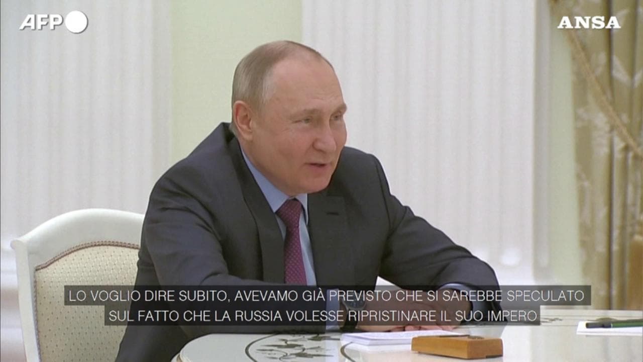 Ucraina, Putin: "Non vogliamo ripristinare l'impero russo"