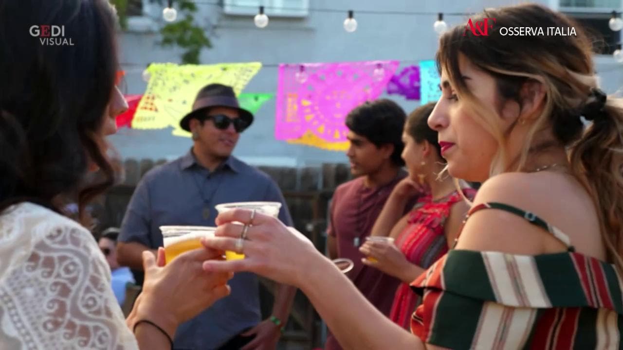 Osserva Italia, la crescita inarrestabile dei prodotti trendy: l'happy hour degli italiani è sempre più in casa
