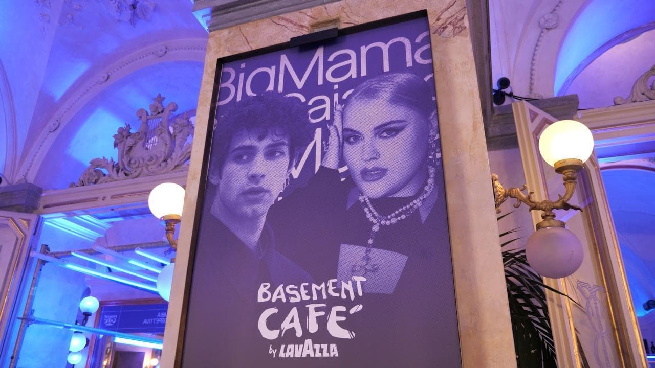 Basement Café, la nuova edizione in versione live parte da Napoli: "Il filo conduttore sono sempre i giovani"