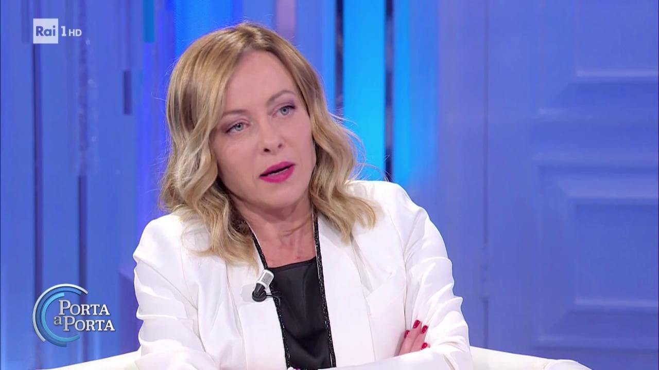 Caso Ilaria Salis, Meloni a 'Porta a Porta': "Do you know stato di diritto?"