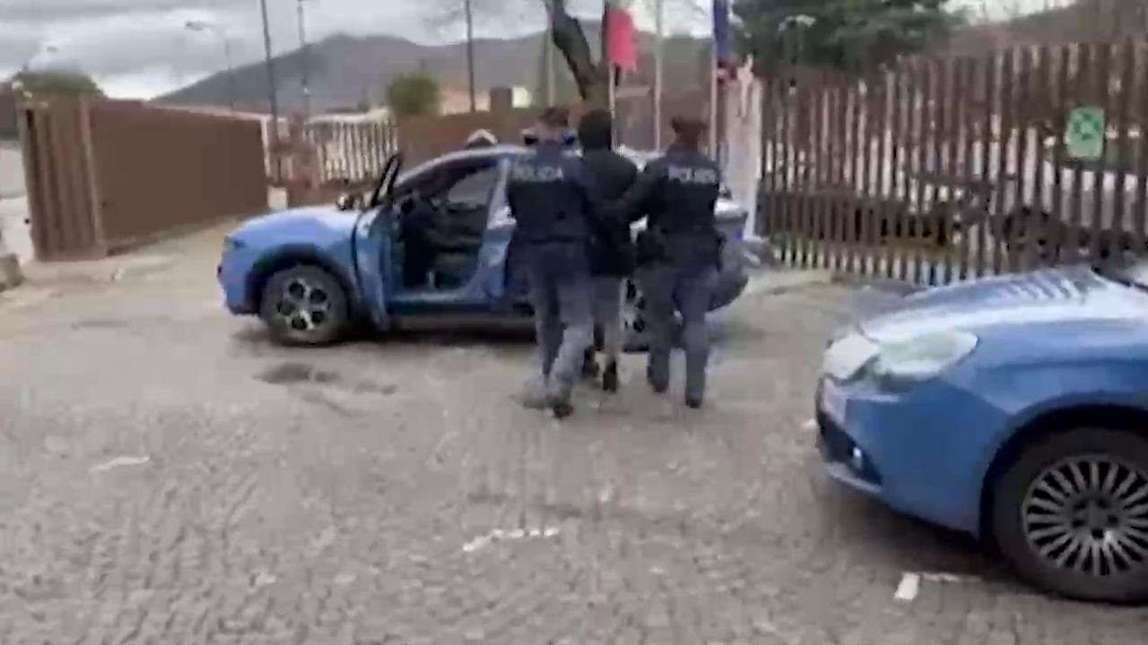 Il blitz all'Aquila in cui sono stati arrestati i presunti terroristi
