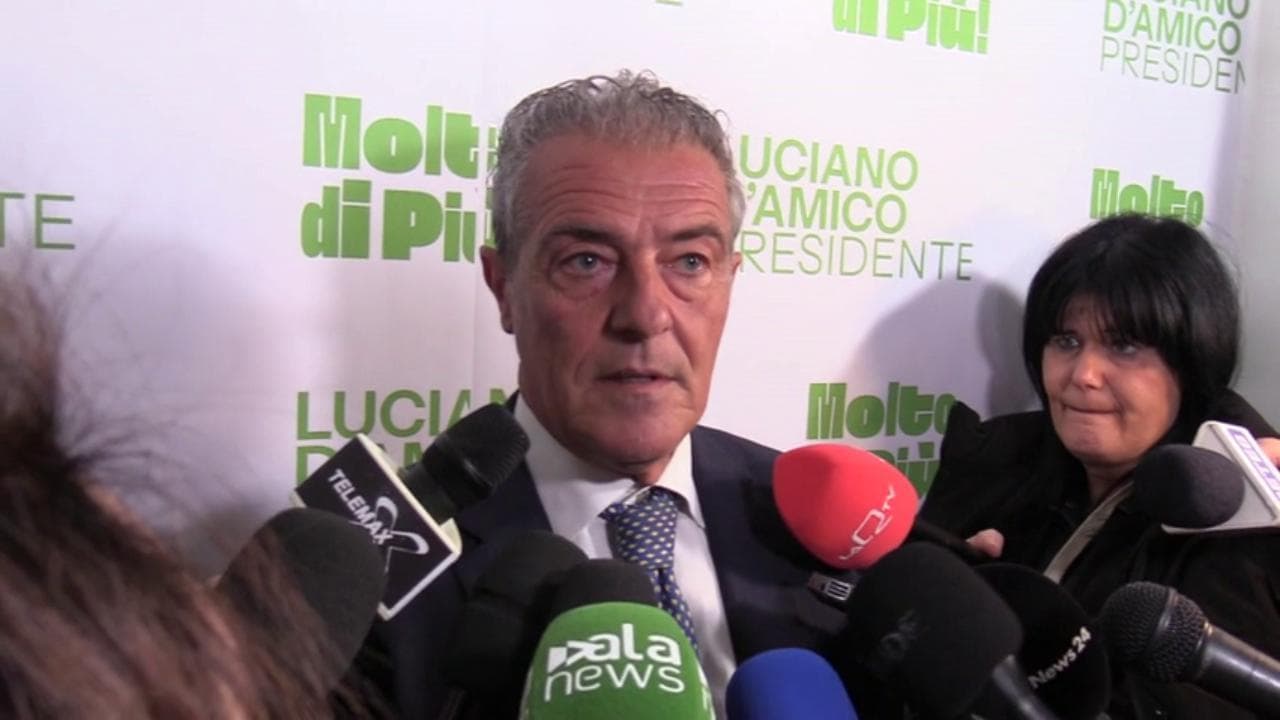 Regionali in Abruzzo, Castaldi (M5S): "La partita è ancora aperta, da sezioni arrivano dati diversi"