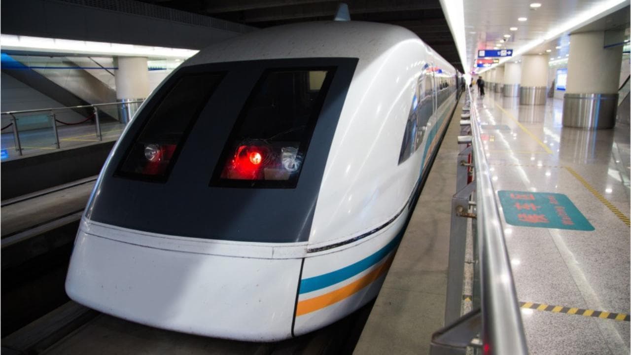 Ecco i dieci treni più veloci al mondo: c'è anche il Frecciarossa 1000