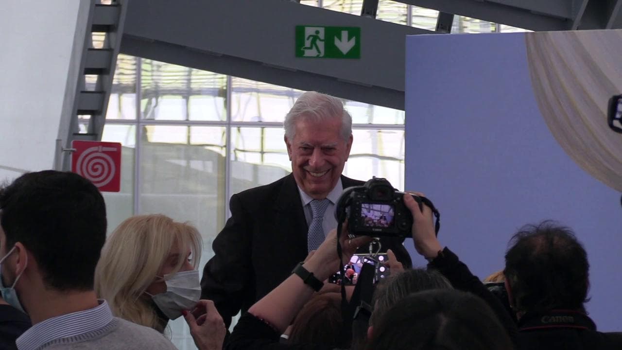 Più libri più liberi, Mario Vargas Llosa: "Nell'epoca della pandemia l'offerta culturale è diventata frivola"