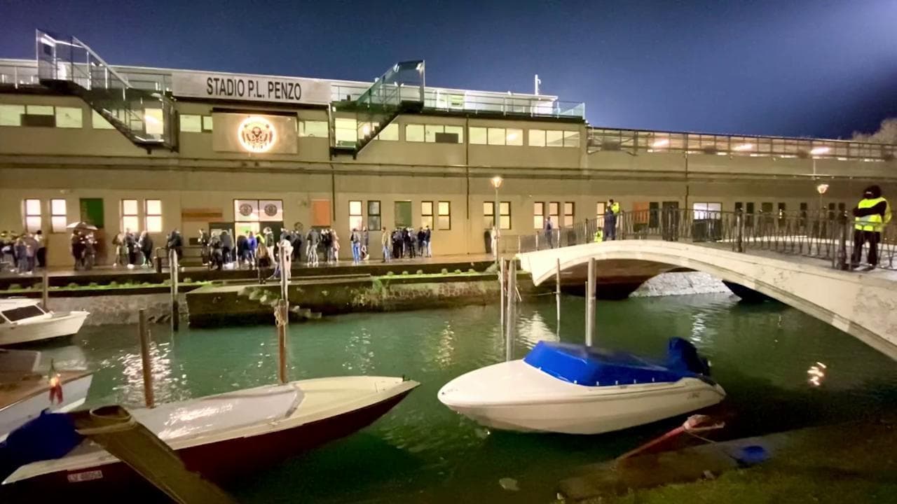 Cinque cose che forse non sapete dello stadio di Venezia, unico come la città