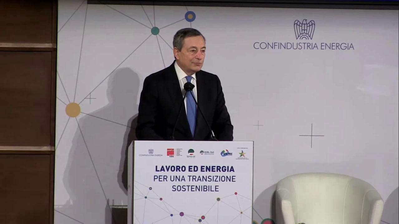 Clima, Draghi: "Sfida esistenziale, restiamo aperti a tutto: impossibile diventerà possibile"