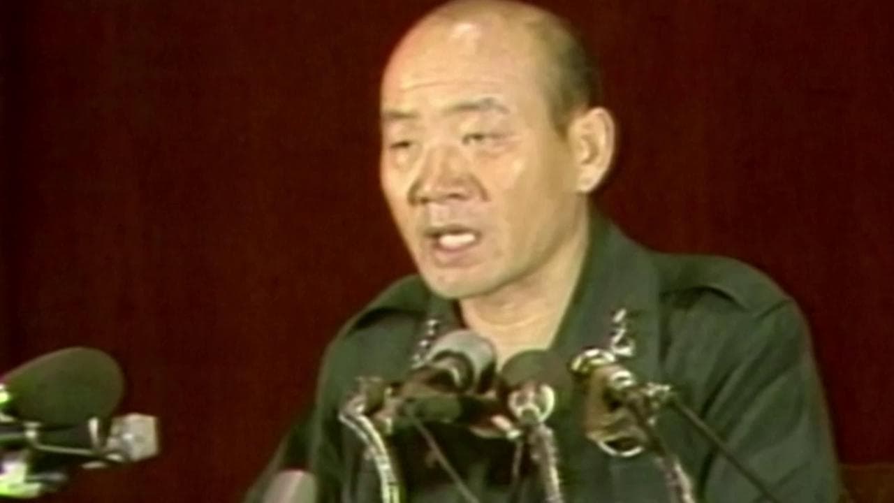 Corea del Sud, morto l’ex dittatore Chun Doo-Hwan: le immagini del golpe del 1979