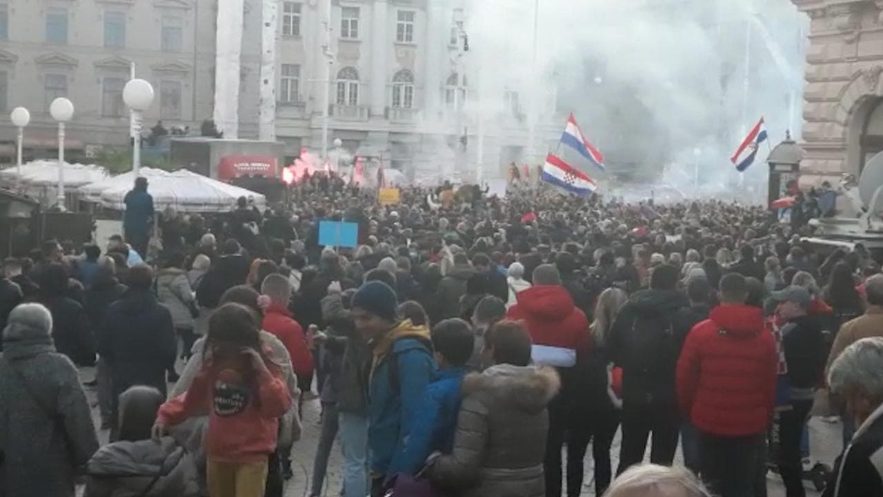 Covid, Croazia: manifestazione dei No Vax a Zagabria