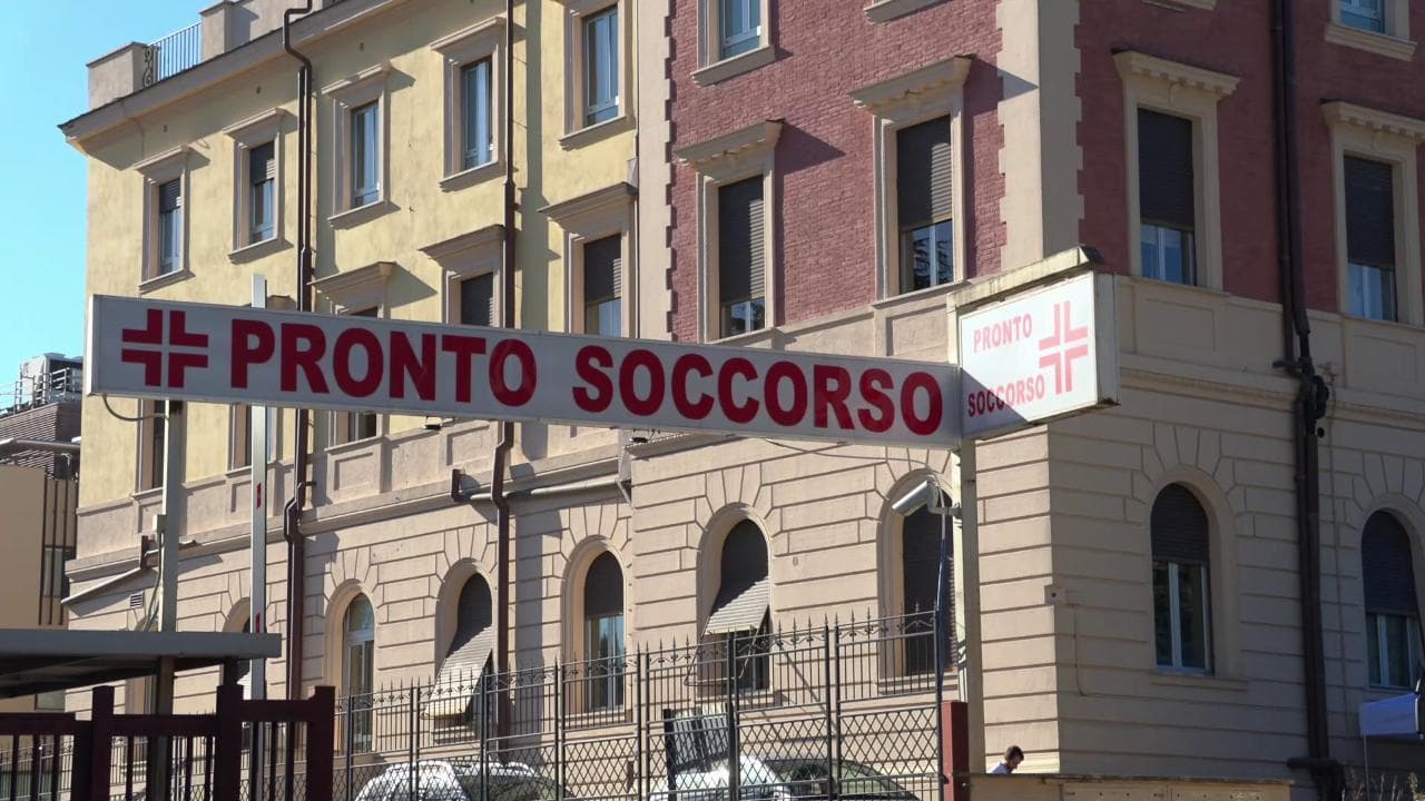 Ricoverato d'urgenza il ministro della Difesa: l'ospedale dove è in cura Crosetto