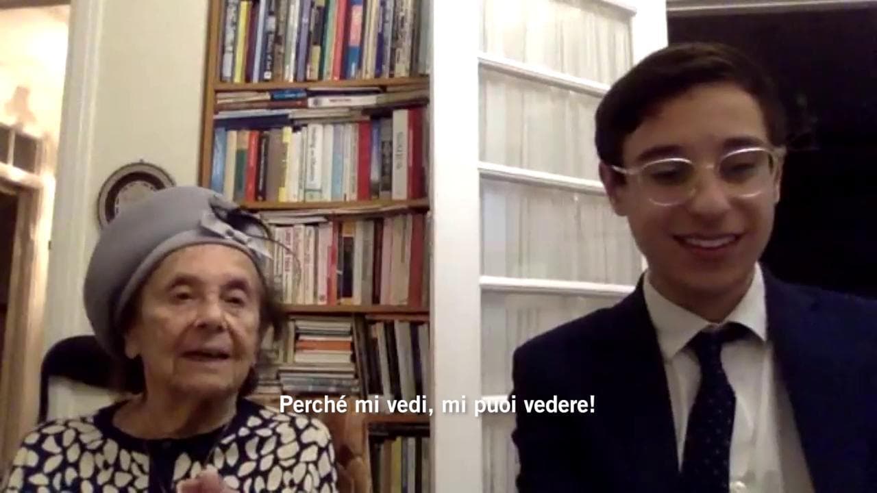 Lily, sopravvissuta all'Olocausto e star a 97 anni su TikTok: "Non perdete mai la memoria e la speranza"