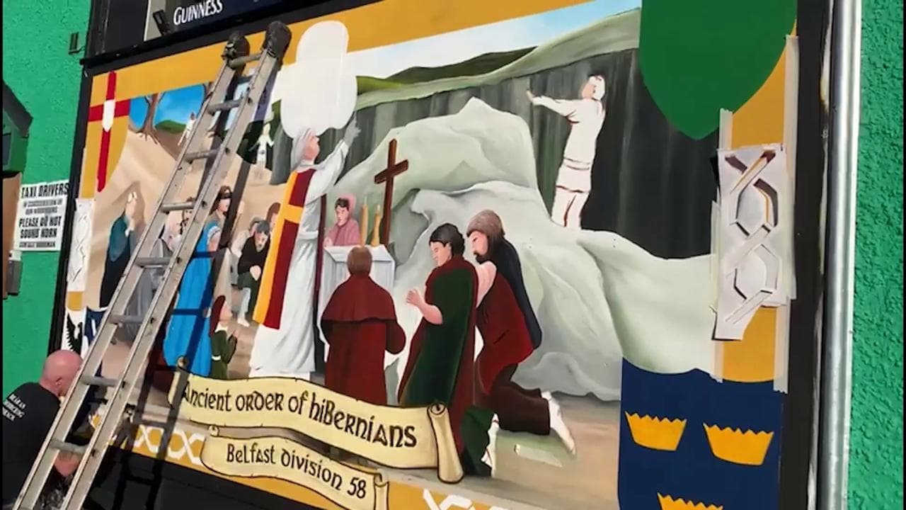 Aspettando Irlanda del Nord-Italia a Belfast, tra ricordi di George Best e murales di Bobby Sands