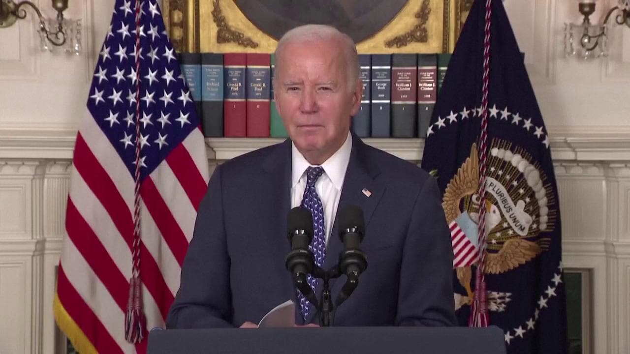 Biden prima dice che la sua memoria funziona, poi confonde l'Egitto con il Messico