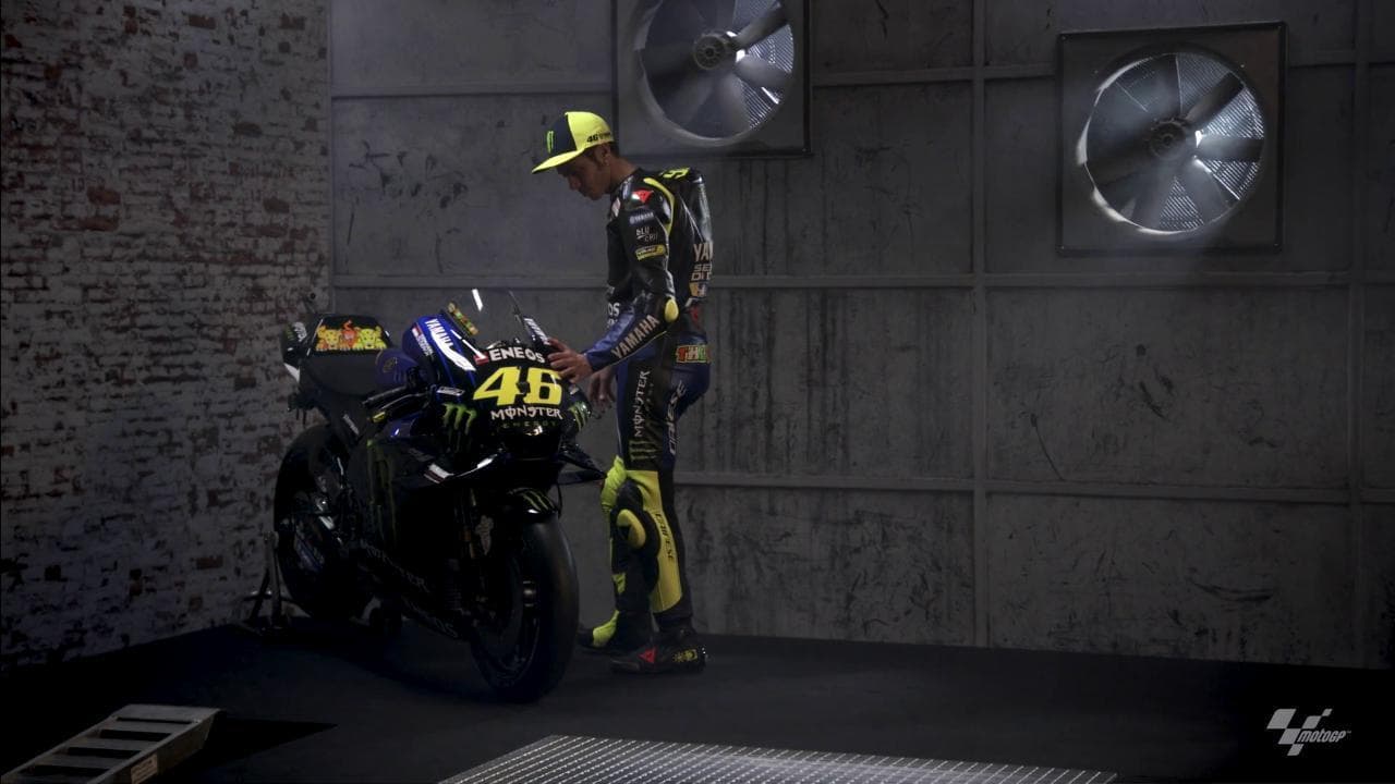 La video lettera d'amore della Yamaha "M1", la moto di Rossi, al suo Valentino