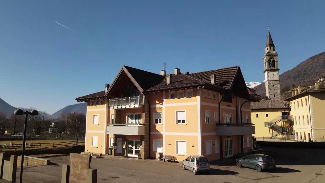Casa e lavoro a giovani in cambio buone azioni per la comunità: in Trentino l'esperimento abitativo