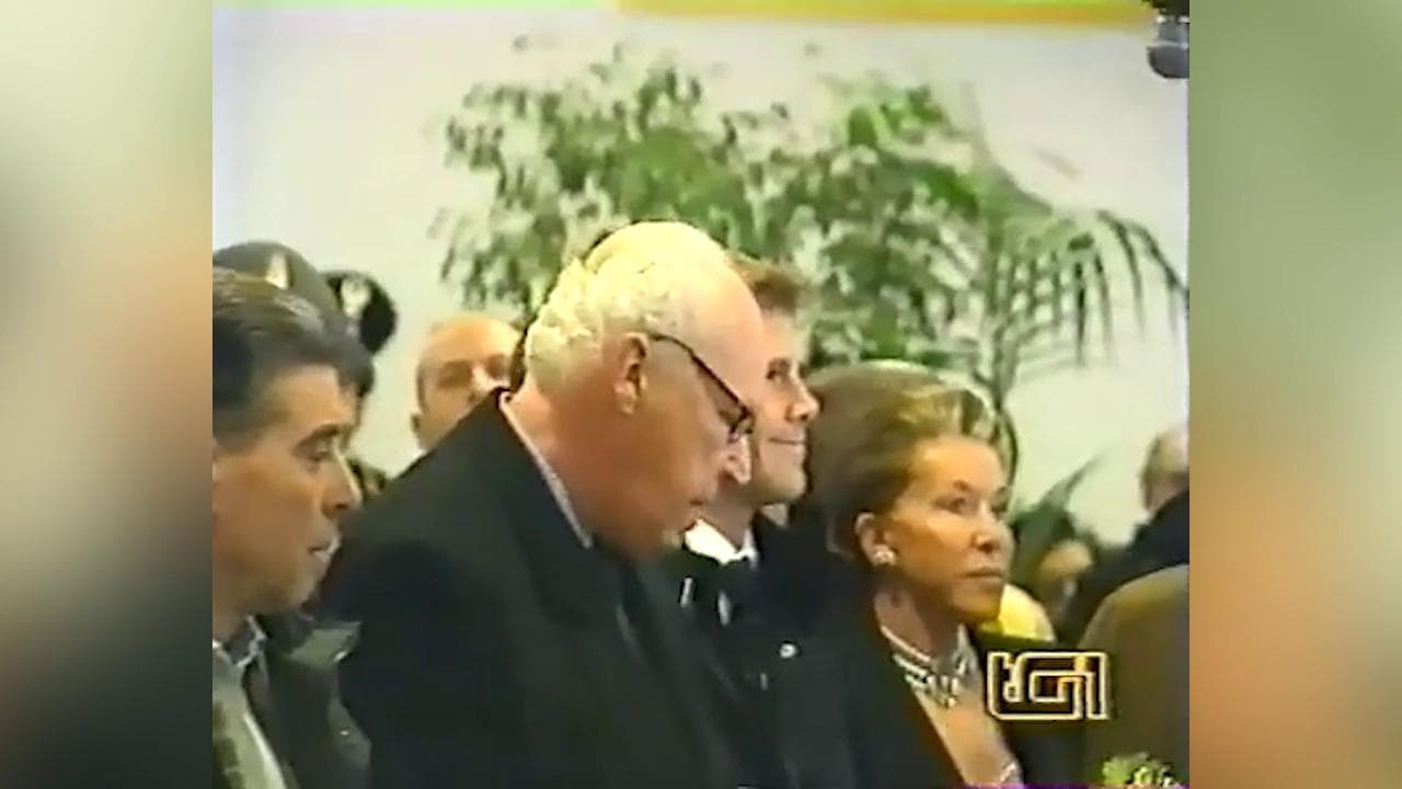 Vittorio Emanuele e il ritorno a Napoli nel 2003: dopo 57 anni terminava l'esilio dei Savoia