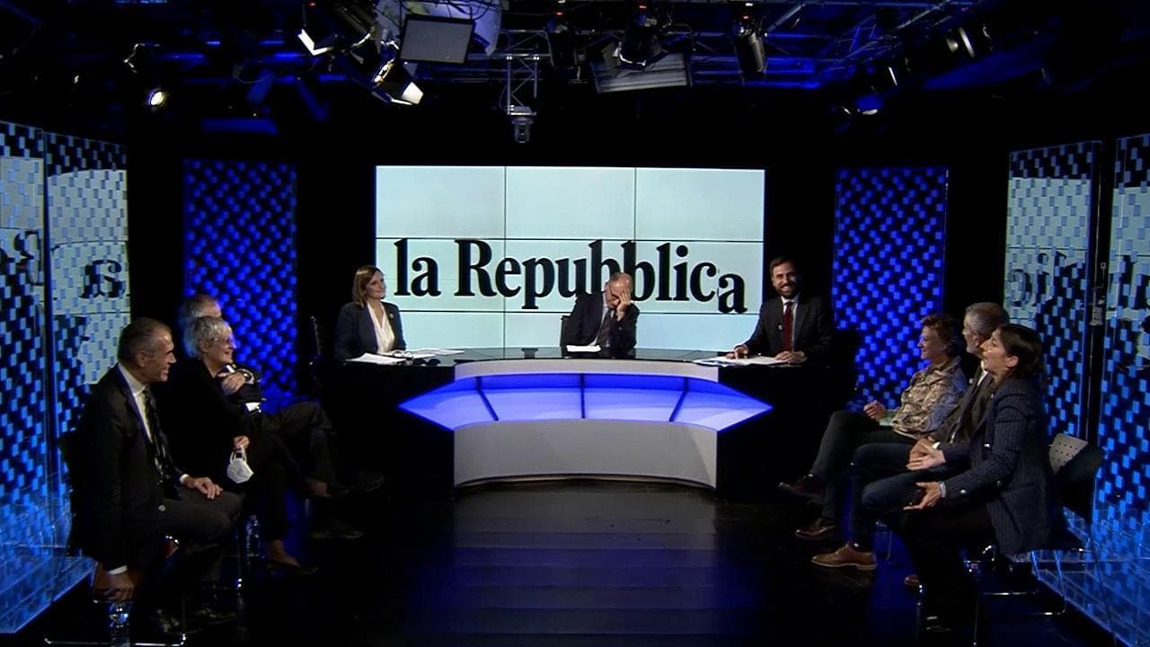 Videoforum Repubblica dopo Milan-Inter, Letta vs Cottarelli: "Comprate gli arbitri". L'altro: "Colpo basso"
