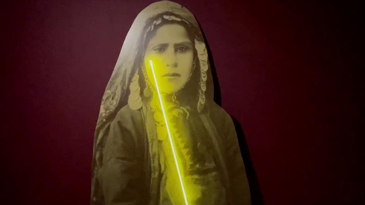 Emirati Arabi Uniti, Hazem Harb porta la Palestina in mostra al Maraya Art Center di Sharjah