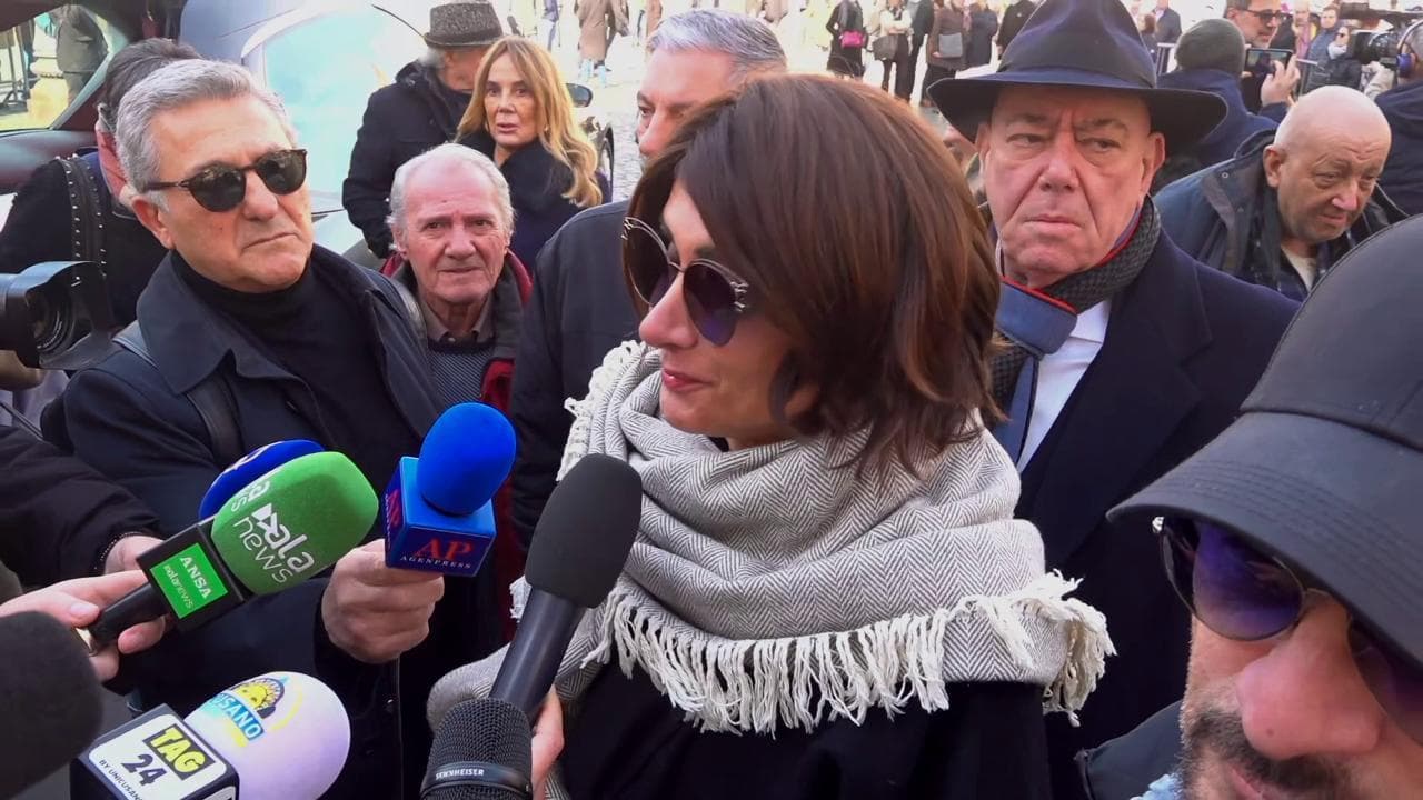 Addio a Sandra Milo, Luxuria: "Si è sempre battuta anche per la libertà della comunità LGTB"