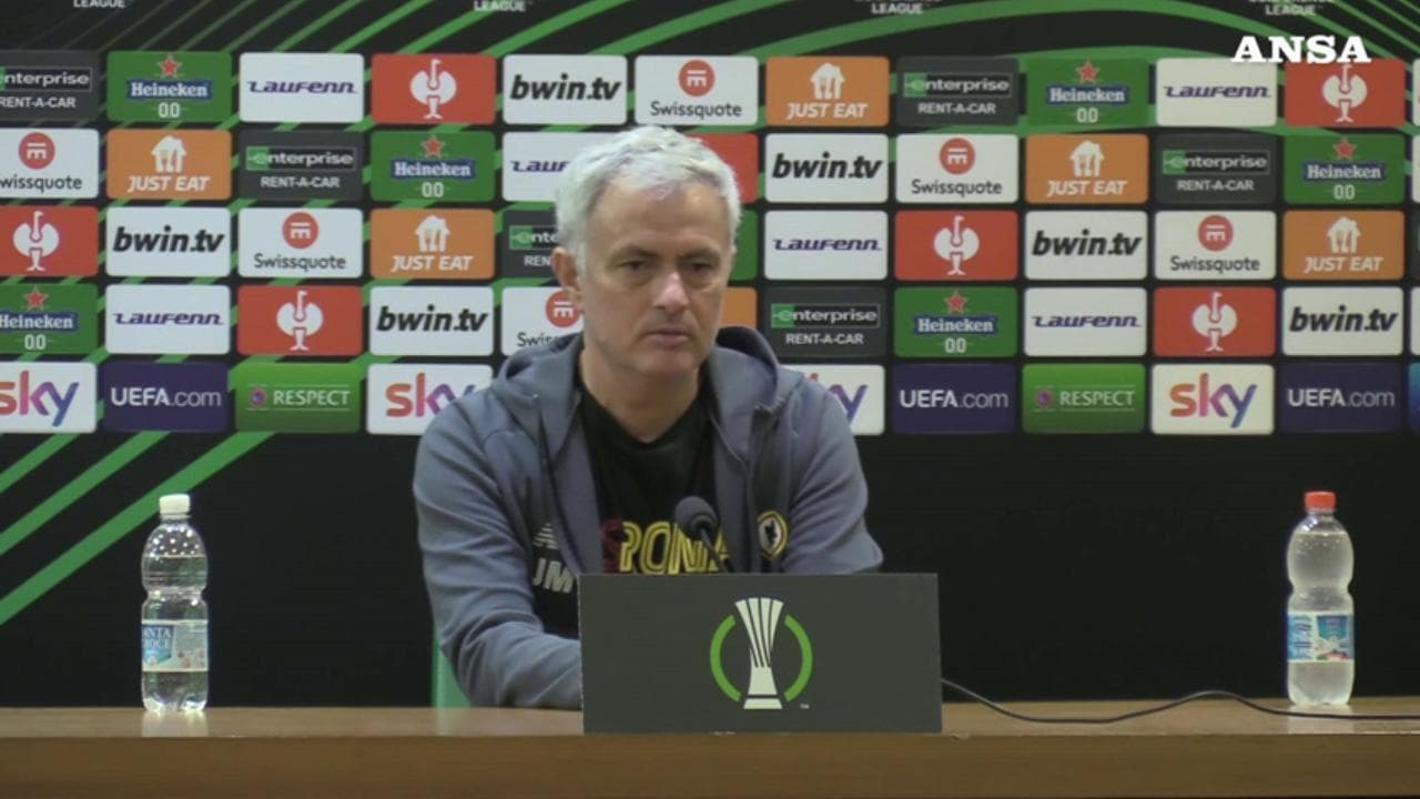 Mourinho dopo Roma-Bodo: "Gli arbitri sbagliano sempre contro di noi"