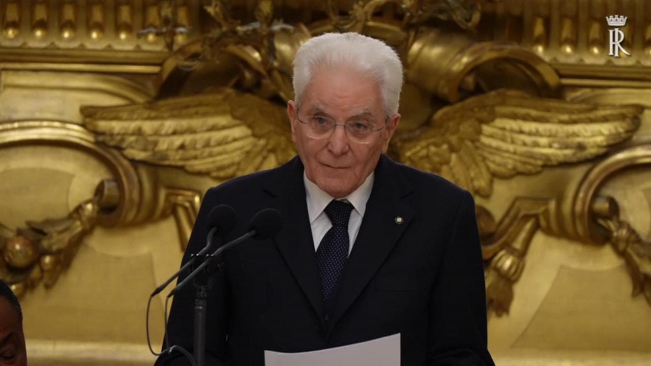 Sergio Mattarella cita proverbio africano: "Da soli si va veloci, ma insieme si va lontano"