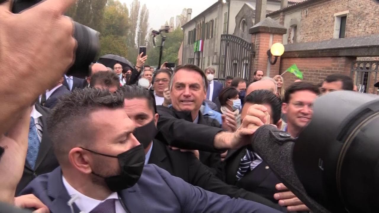 Anguillara, tra i sostenitori di Bolsonaro: "Su di lui solo menzogne. Voi giornalisti siete tutti comunisti"