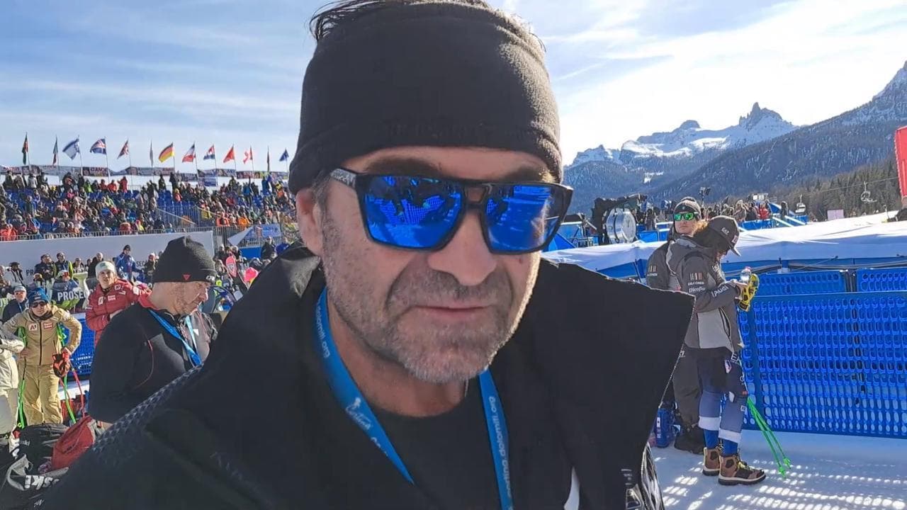 Alberto Tomba: "Shiffrin, lo sci pensi alla salute. Un'emozione ritrovare la Valanga Azzurra, Thoeni commosso"
