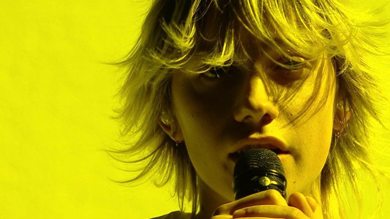 X Factor, il singolo originale di gIANMARIA emoziona i giudici: solo applausi per lui