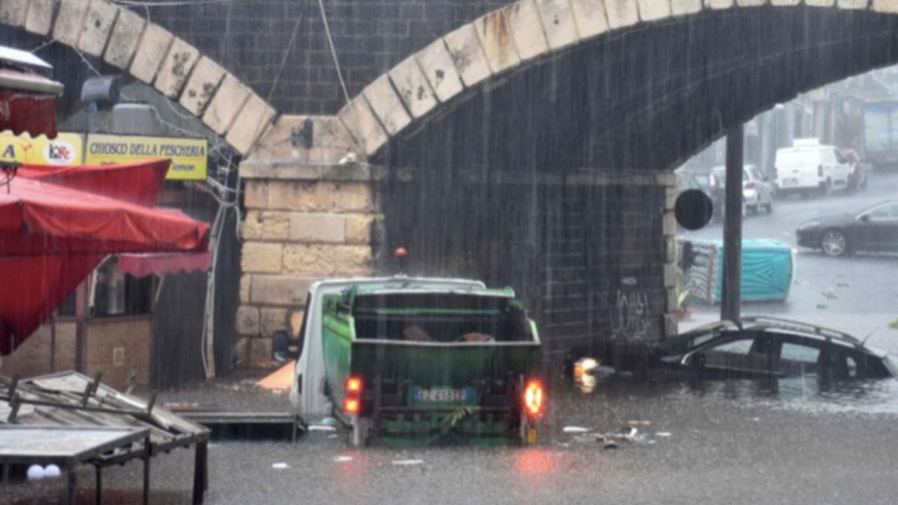 Sicilia, in arrivo il "Medicane". Attesi nubifragi e venti fino a 100 km/h