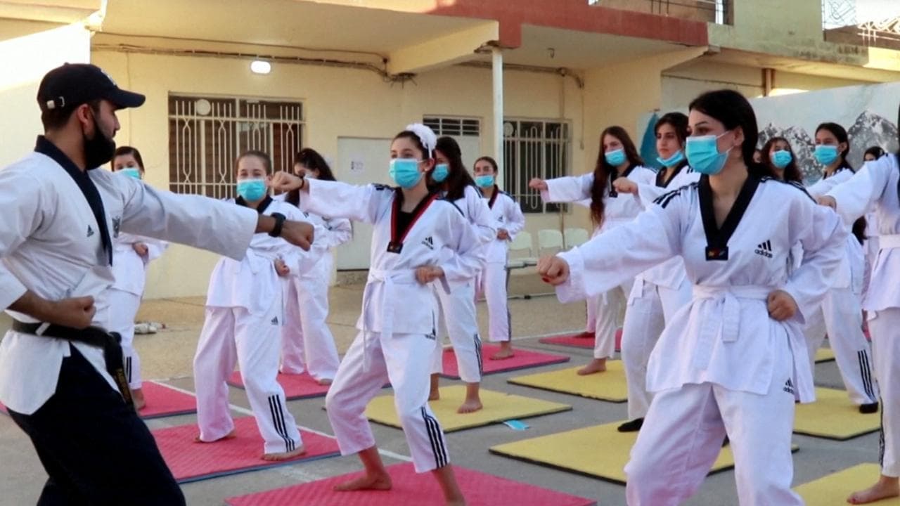 Iraq, nasce il corso di taekwondo: così le donne imparano ad autodifendersi