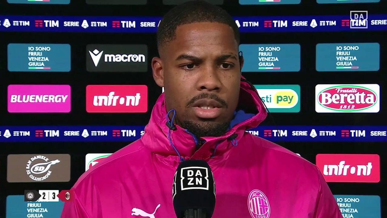 Maignan: "Mi facevano versi da scimmia. Volevo andarmene ma non lasciare soli i miei compagni"