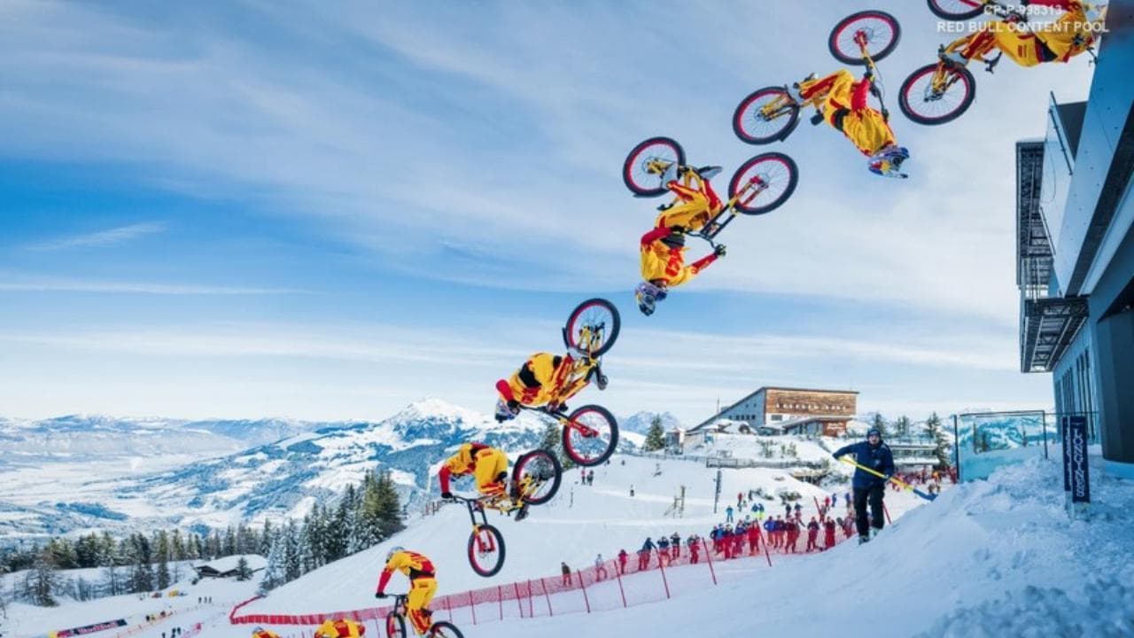 Velocità, salti, adrenalina sulla Streif: Fabio Wibmer domina la pista più temuta al mondo in mountain bike