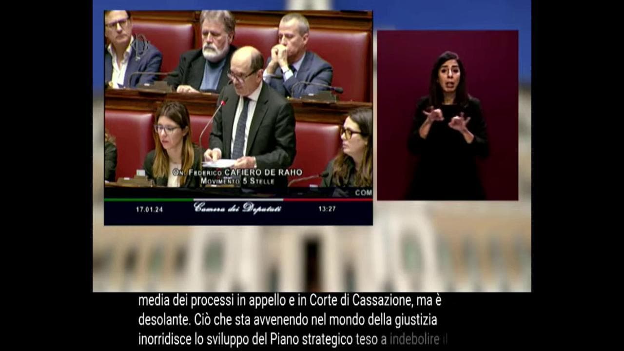 Il 'sillogismo' di de Raho infiamma la Camera: "Il silenzio è omertà e l'omertà piace alle mafie"