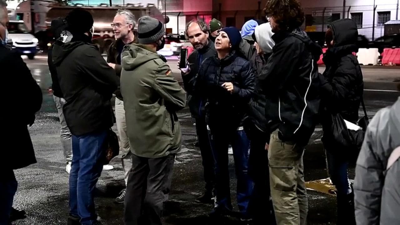 No Green Pass a Genova, la polizia sgombera il varco portuale di ponte Etiopia