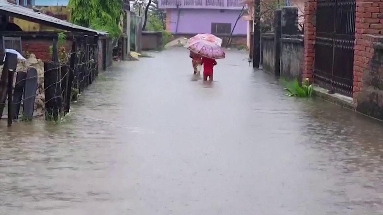 Nepal, alluvioni e frane per i monsoni. Difficili i soccorsi nelle aree più remote