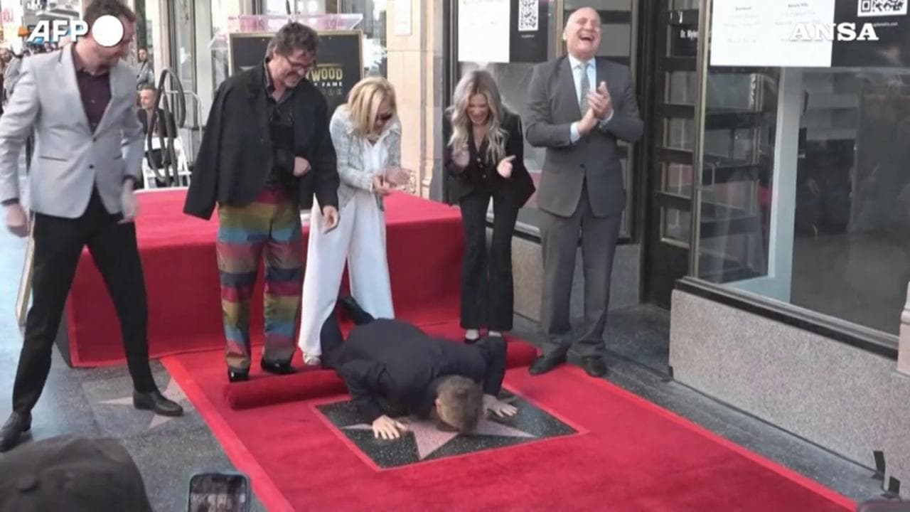 Willem Dafoe riceve la stella sulla Hollywood Walk of Fame di Los Angeles