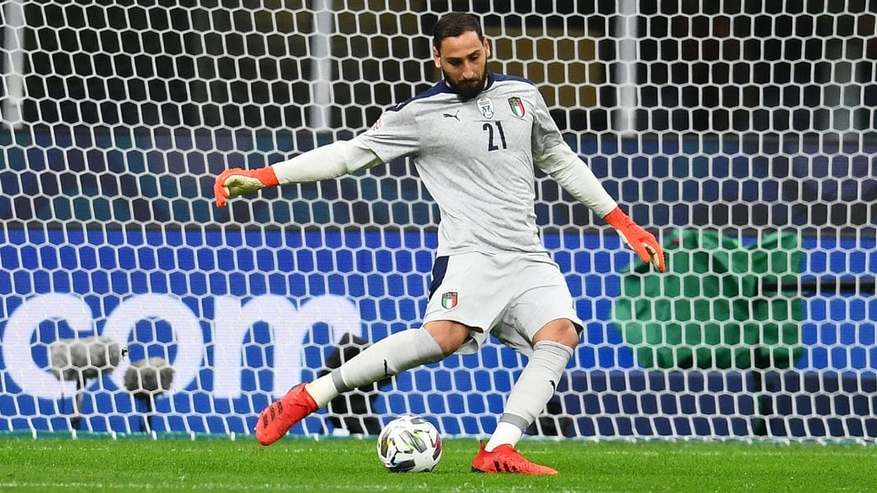 Il presidente del Milan, Scaroni: "Fischi a Donnarumma? Sentirli non mi piace mai"