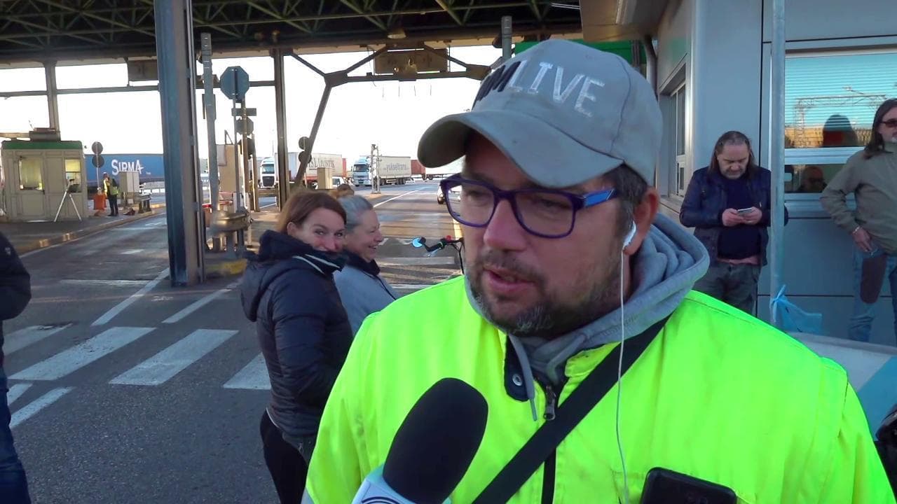 Trieste, il portavoce dei portuali no Green Pass: "Non cerchiamo uno scontro con il Governo"
